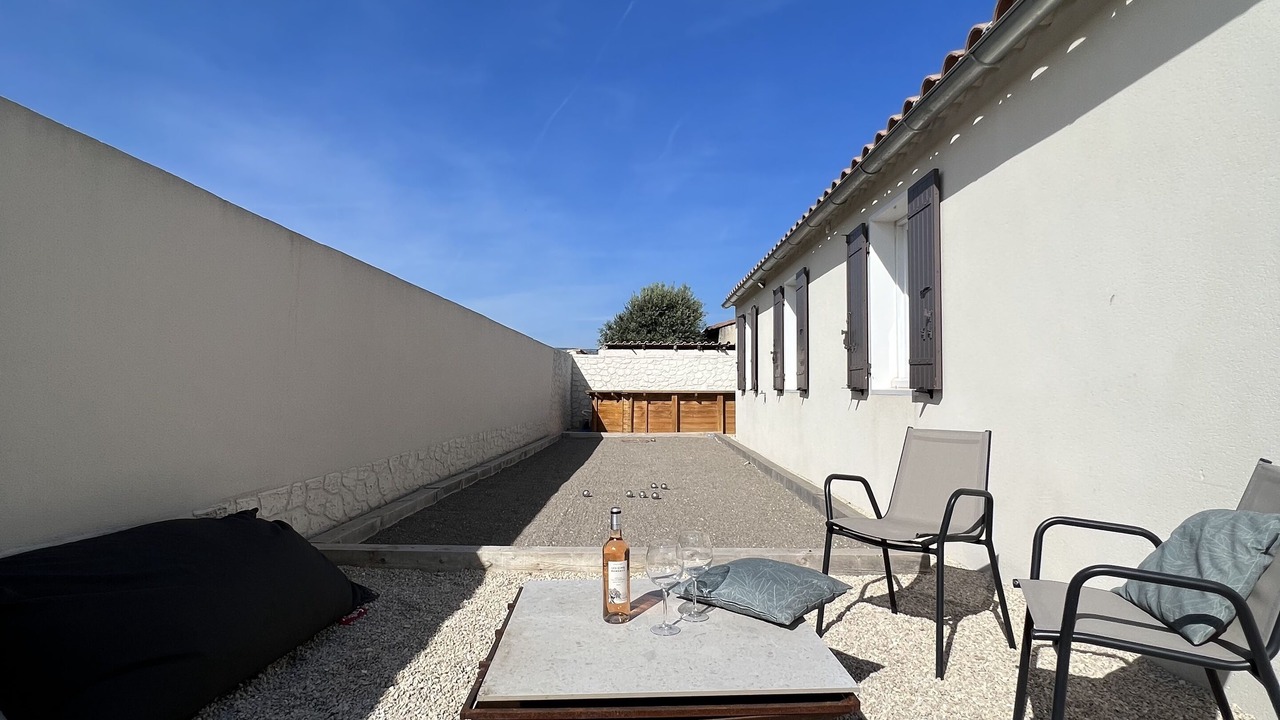 Photo of Outdoor in Senas