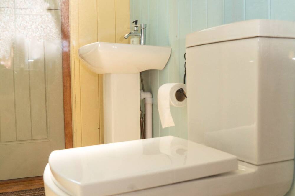 Photo of Bathroom in Guyhirn