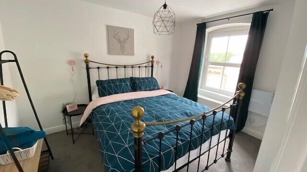 Photo of Others in Summerbridge