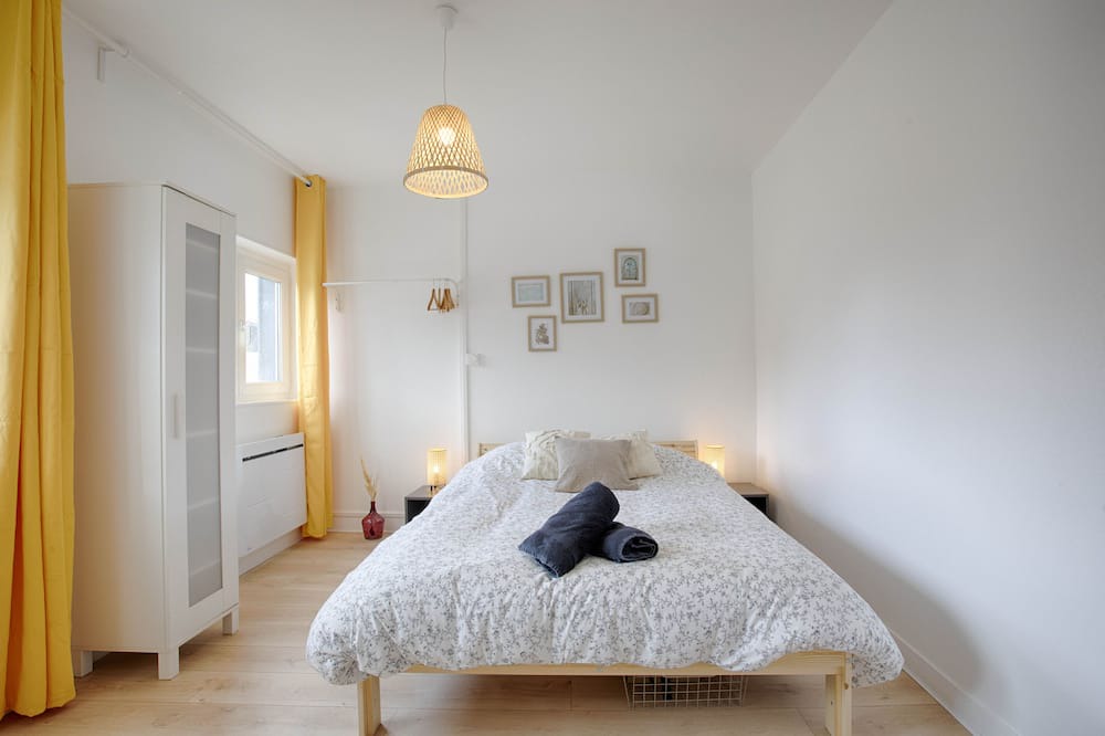 Photo of Bedroom in Flers