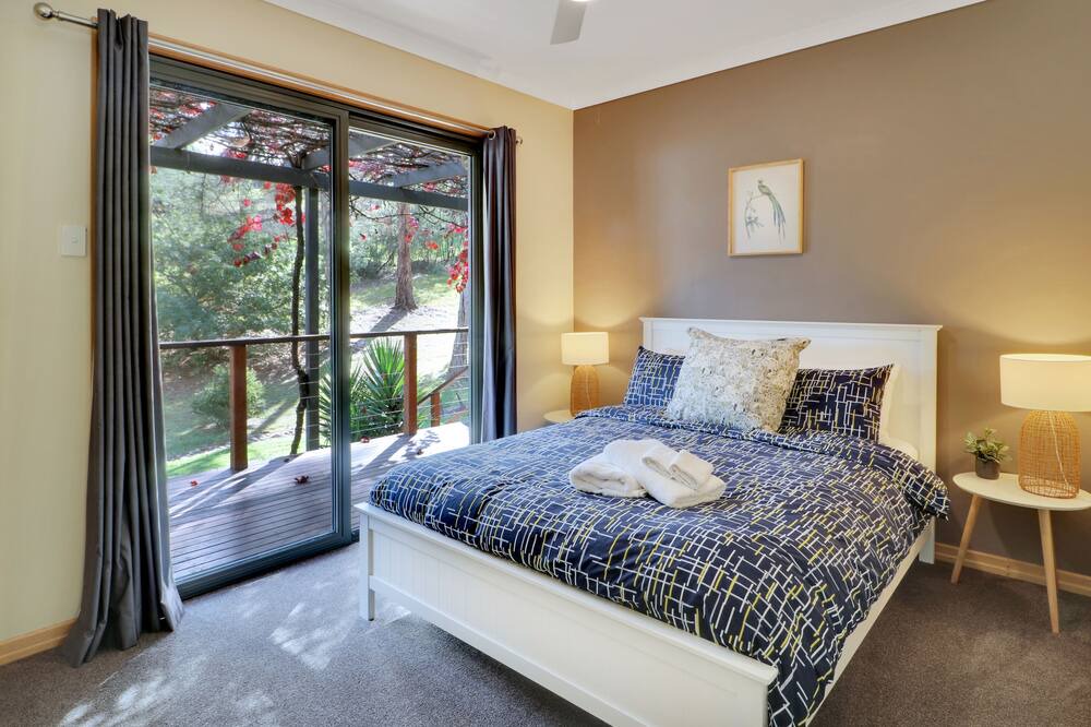 Photo of Bedroom in Macs Cove