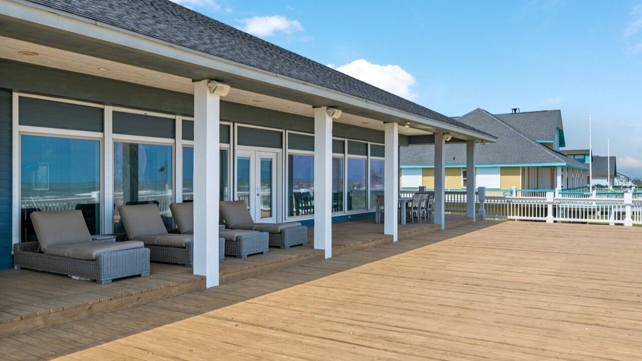 Photo of Patio Balcony in Crystal Beach