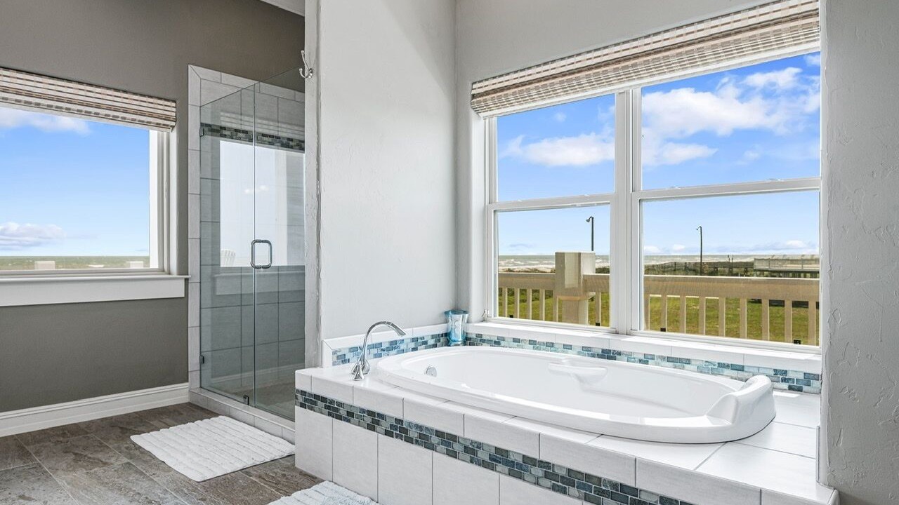 Photo of Bathroom in Crystal Beach