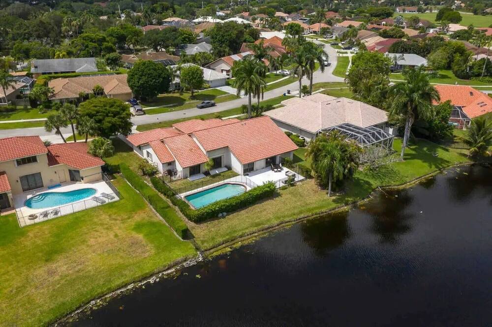 Photo of Outdoor in Greenview Shores