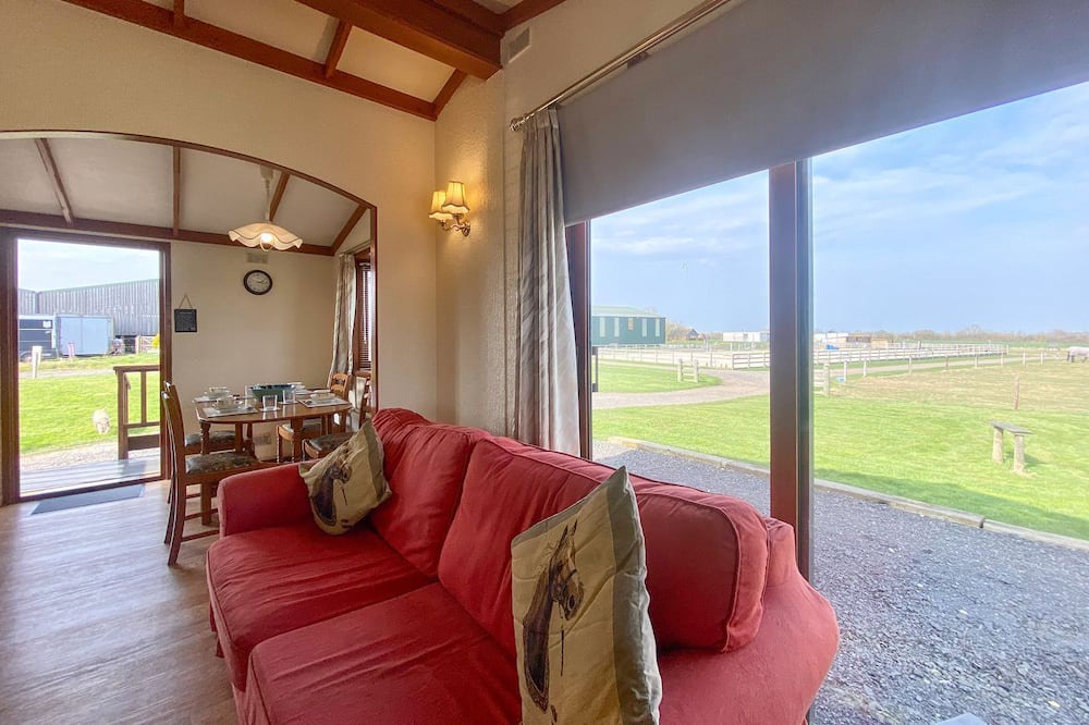 Photo of Livingroom in Faringdon