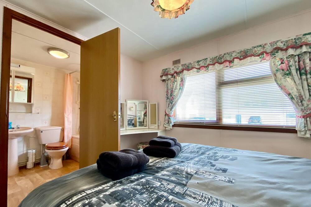 Photo of Bedroom in Faringdon