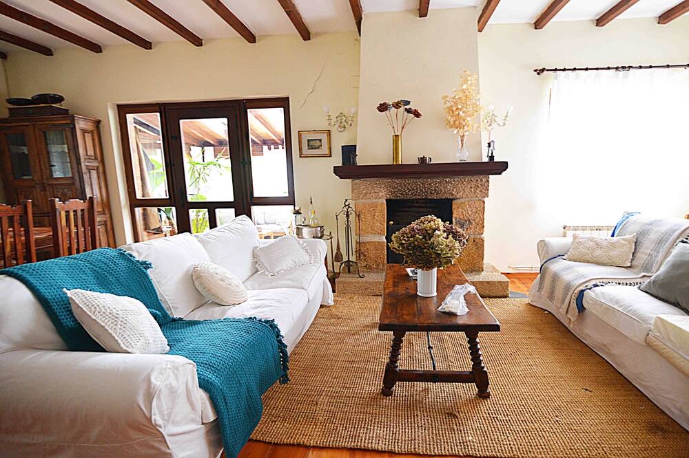 Photo of Livingroom in Orena
