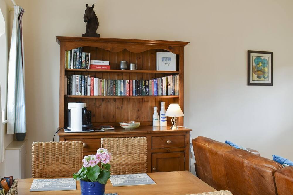 Photo of Livingroom in Hulland Ward