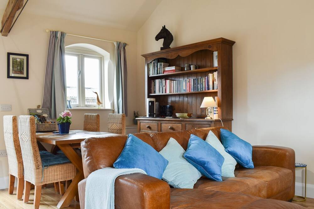 Photo of Livingroom in Hulland Ward