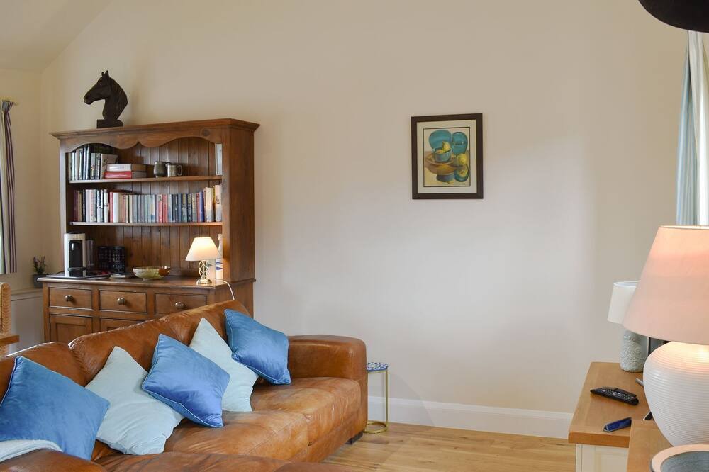 Photo of Livingroom in Hulland Ward