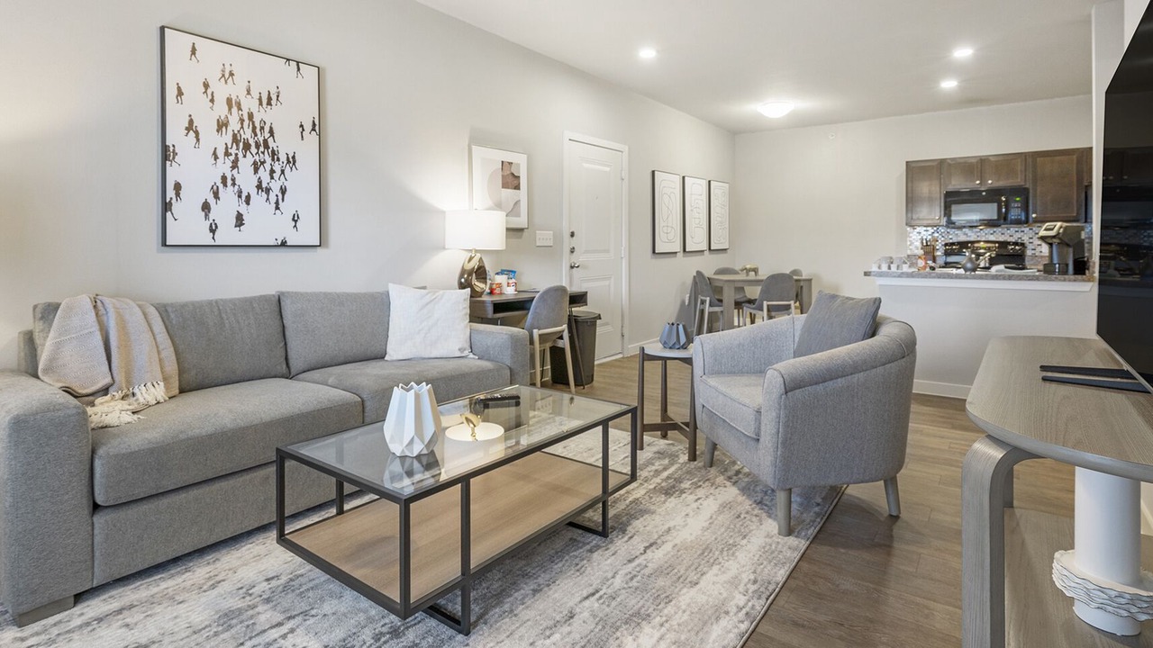 Photo of Livingroom in Brooks City Base