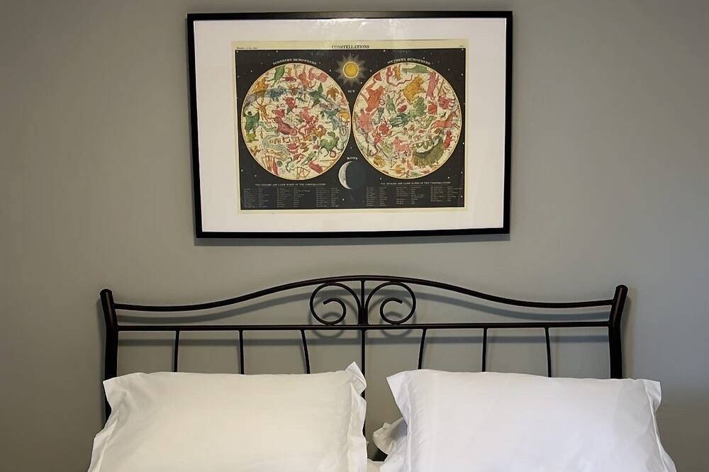 Photo of Bedroom in Terrebonne