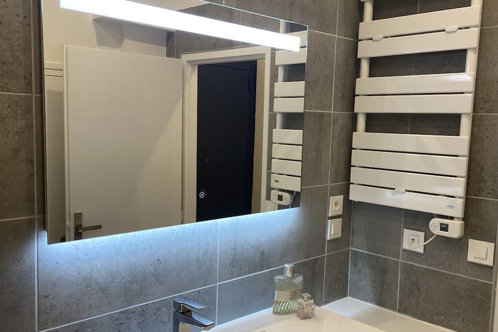 Photo of Bathroom in Charmettes - Bellecombe