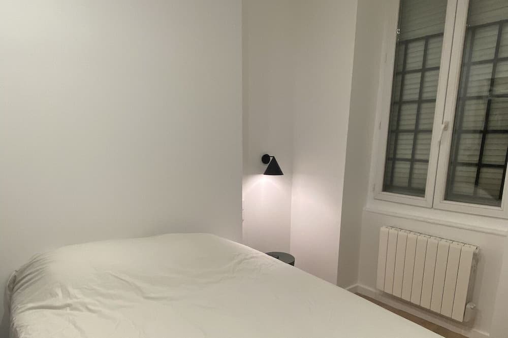 Photo of Bedroom in Charmettes - Bellecombe
