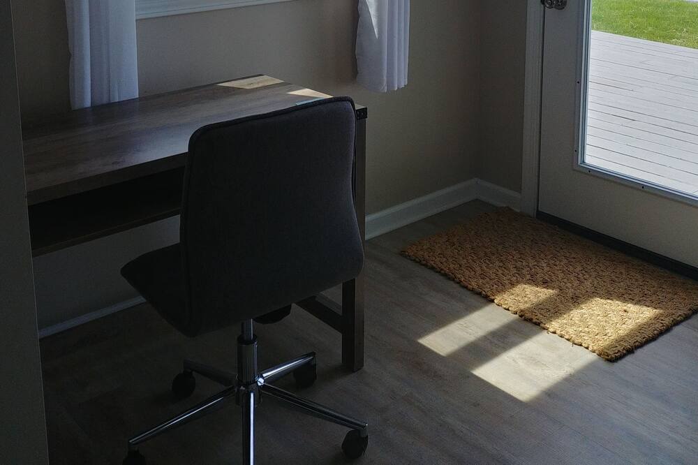 Photo of Bedroom in Town of Somerset