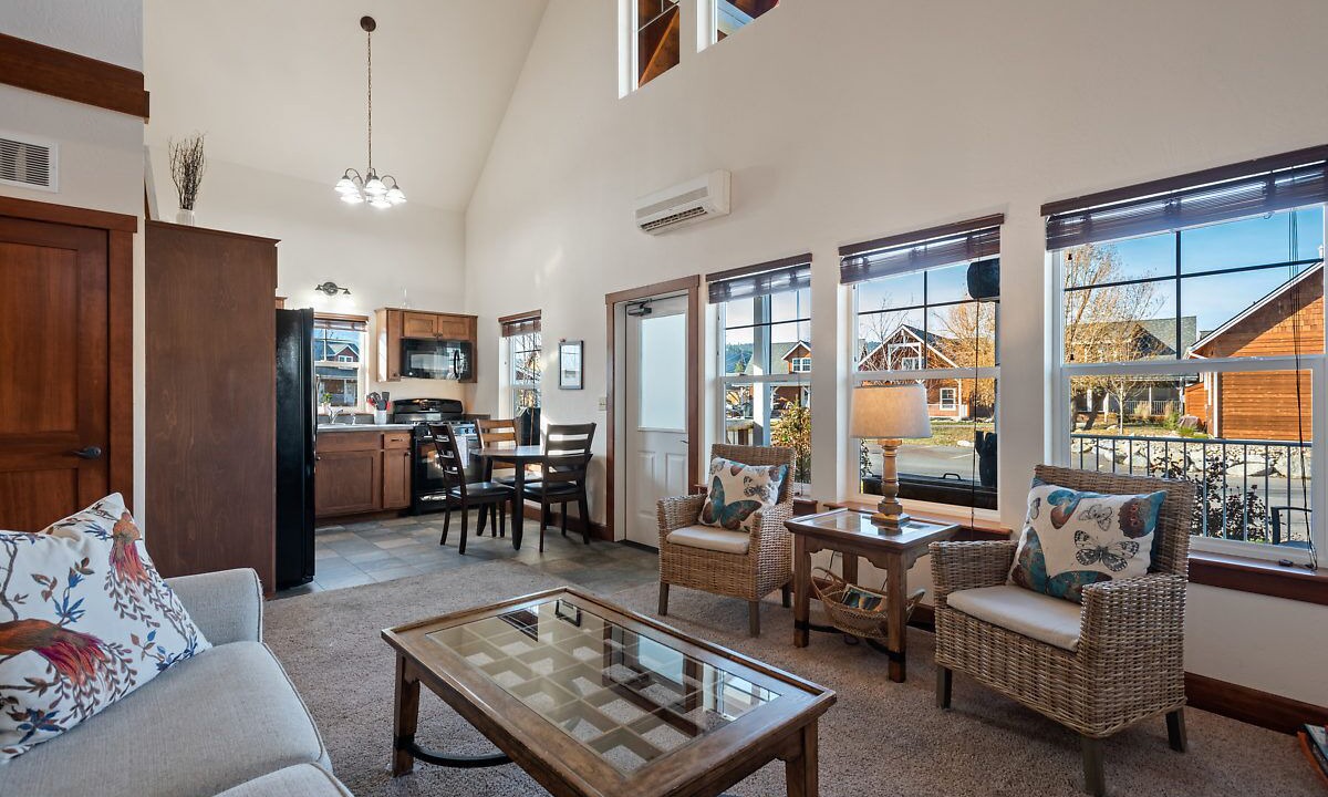 Photo of Livingroom in Dover Bay