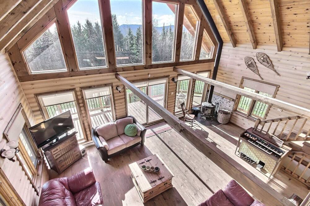 Photo of Livingroom in Petite-Riviere-Saint-Francois