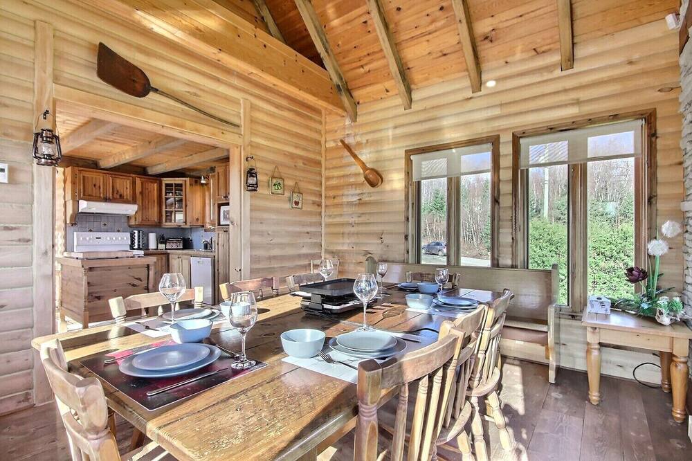 Photo of Kitchen in Petite-Riviere-Saint-Francois