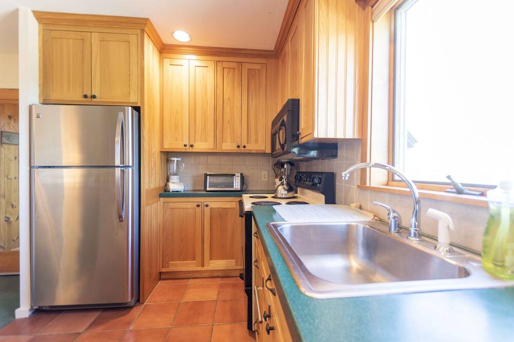 Photo of Kitchen in Warren