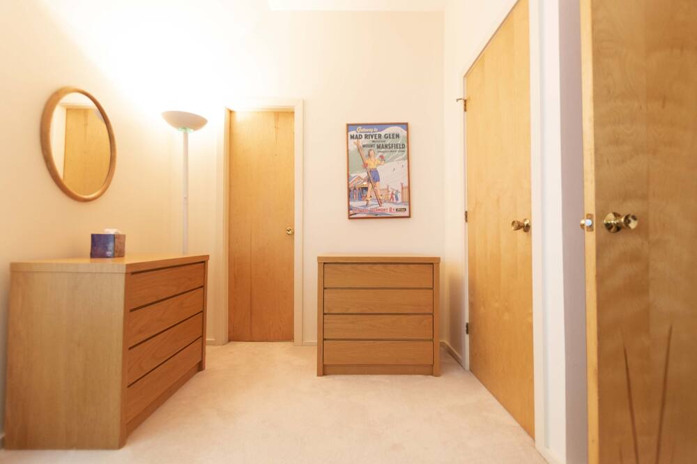 Photo of Bedroom in Warren