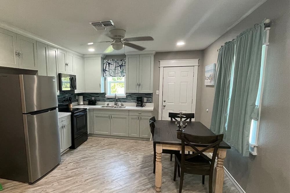 Photo of Kitchen in Aransas Pass