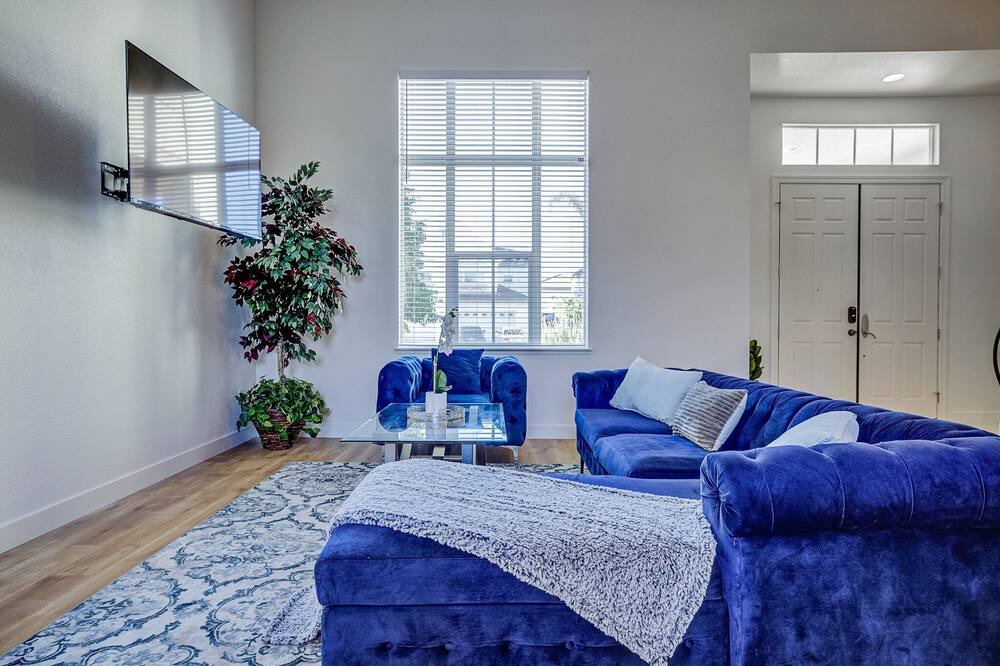 Photo of Bedroom in Antioch