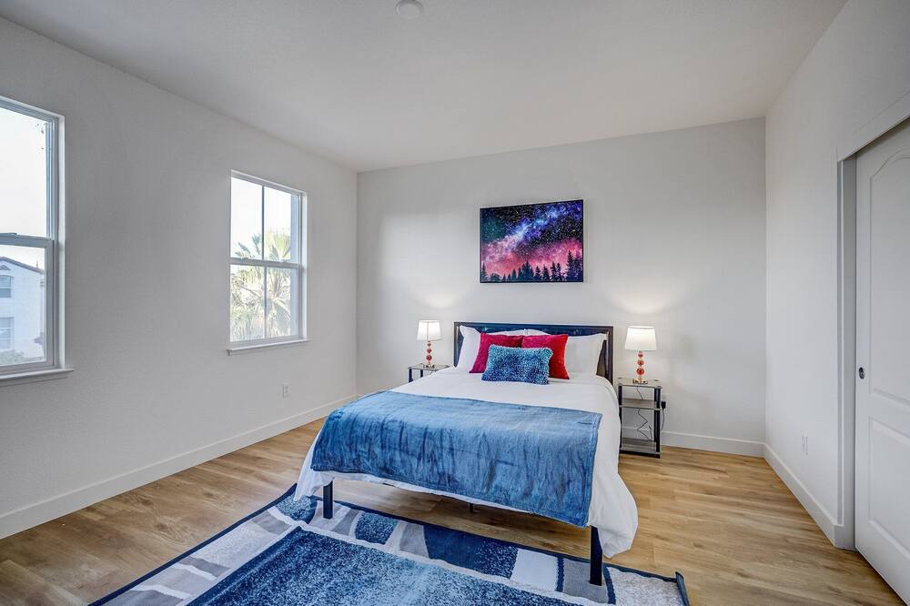 Photo of Bedroom in Antioch