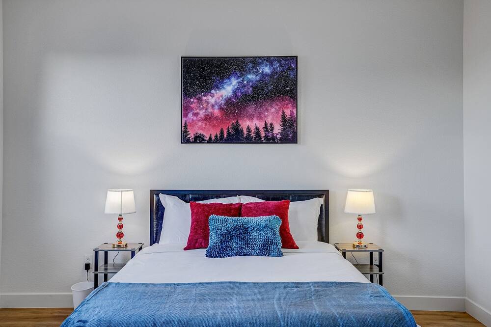 Photo of Bedroom in Antioch