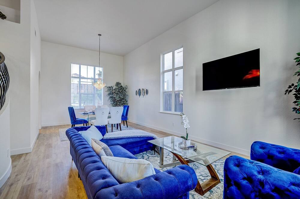 Photo of Livingroom in Antioch