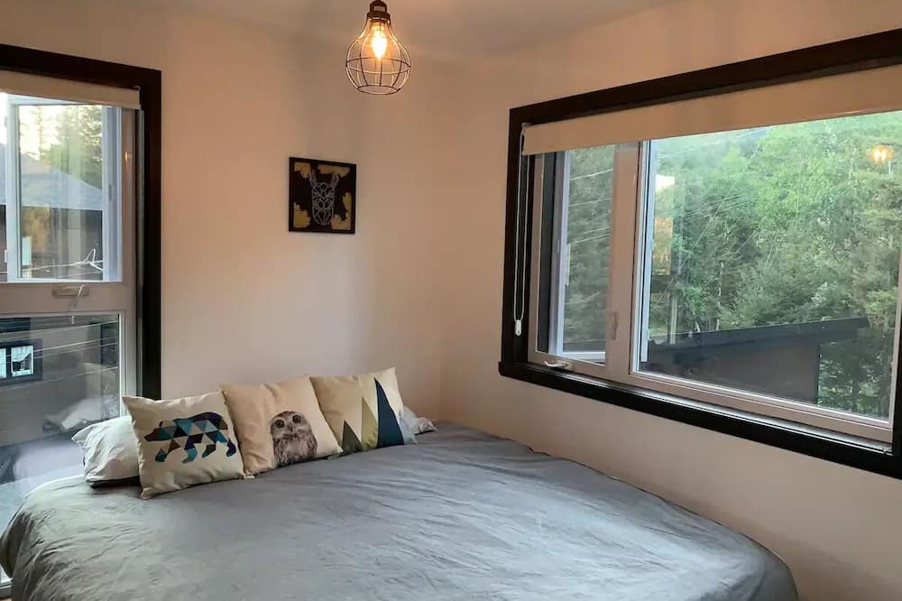 Photo of Bedroom in Saint-David-de-Falardeau
