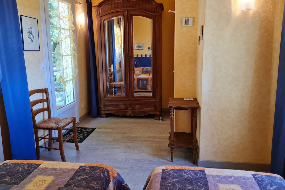Photo of Bedroom in Saint-Firmin-des-Bois