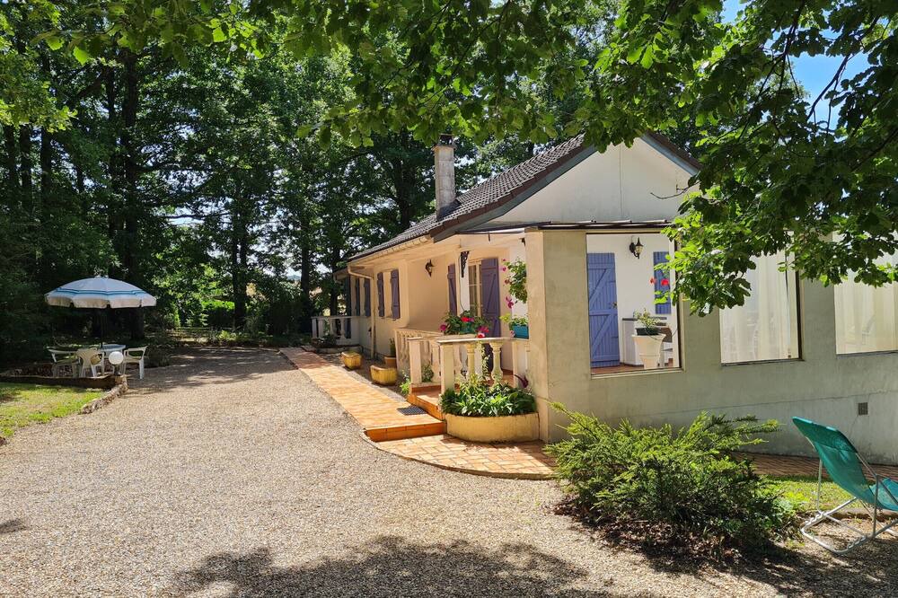 Photo of Outdoor in Saint-Firmin-des-Bois
