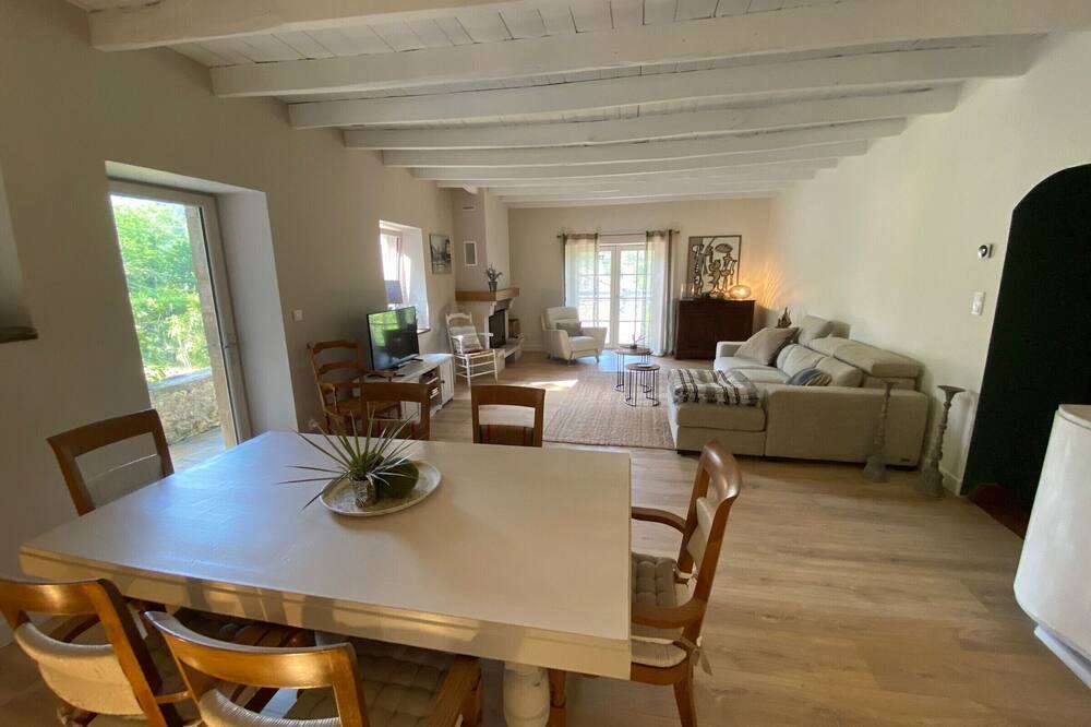 Photo of Kitchen in Bruniquel