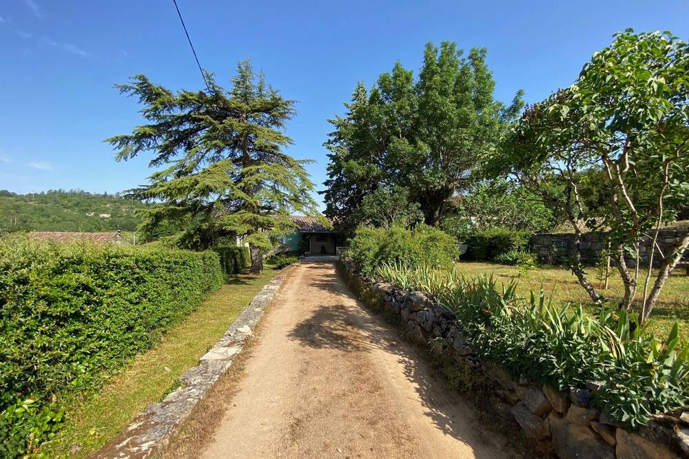 Photo of Outdoor in Bruniquel