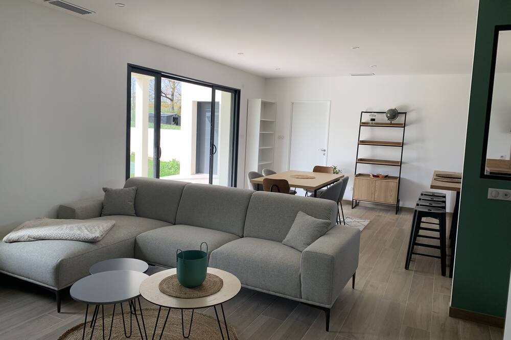 Photo of Livingroom in Nomdieu