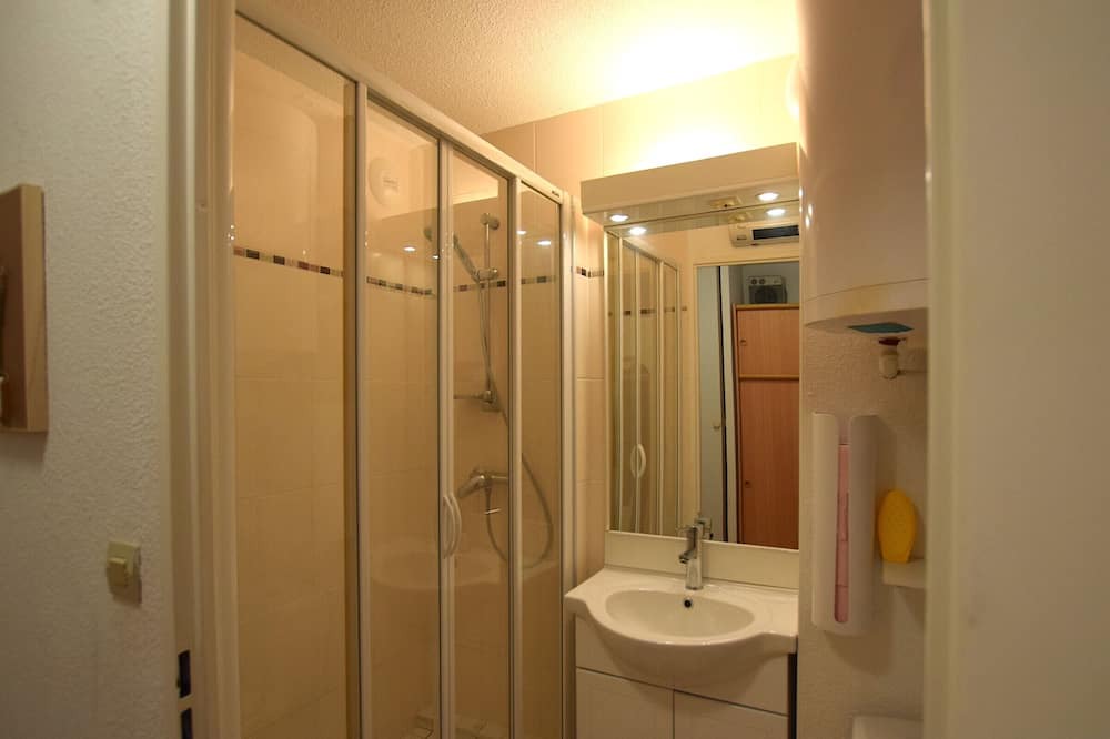 Photo of Bathroom in Bernex