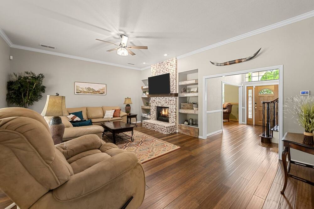 Photo of Bedroom in Azle