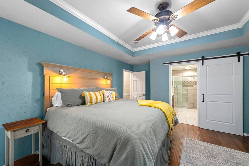 Photo of Others in Azle