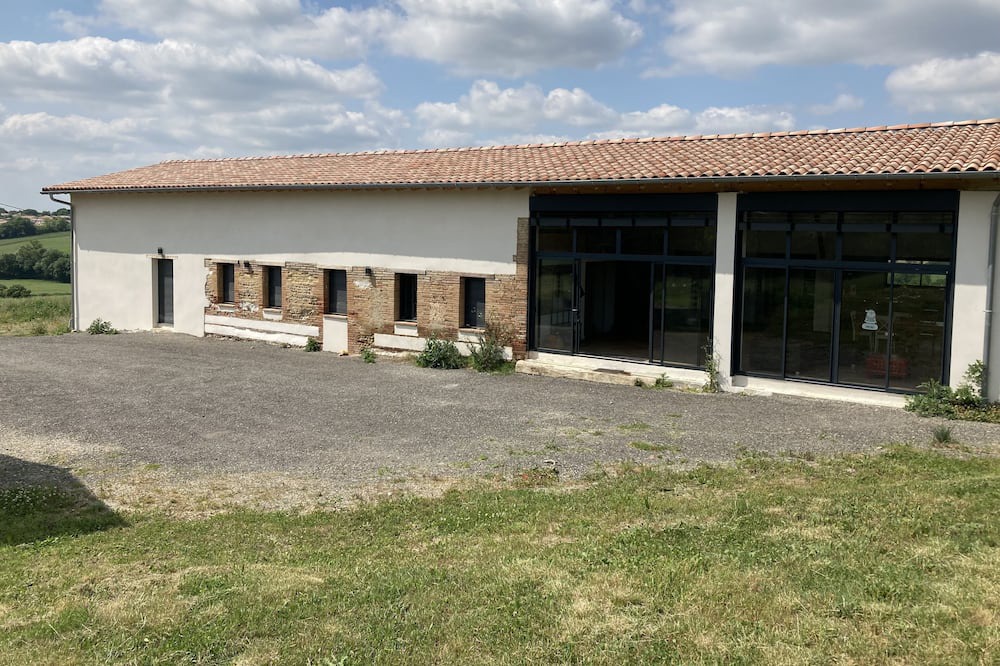 Photo of Outdoor in Bonrepos-sur-Aussonnelle