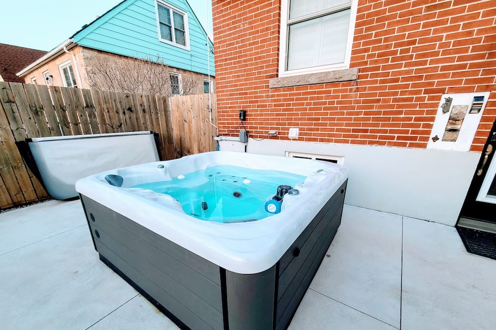 Photo of Outdoor in Rosedale