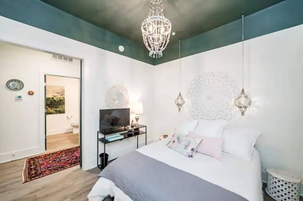 Photo of Bedroom in Central Business District