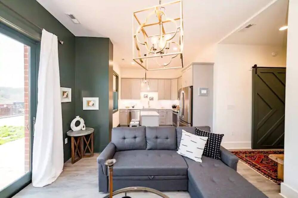 Photo of Livingroom in Central Business District