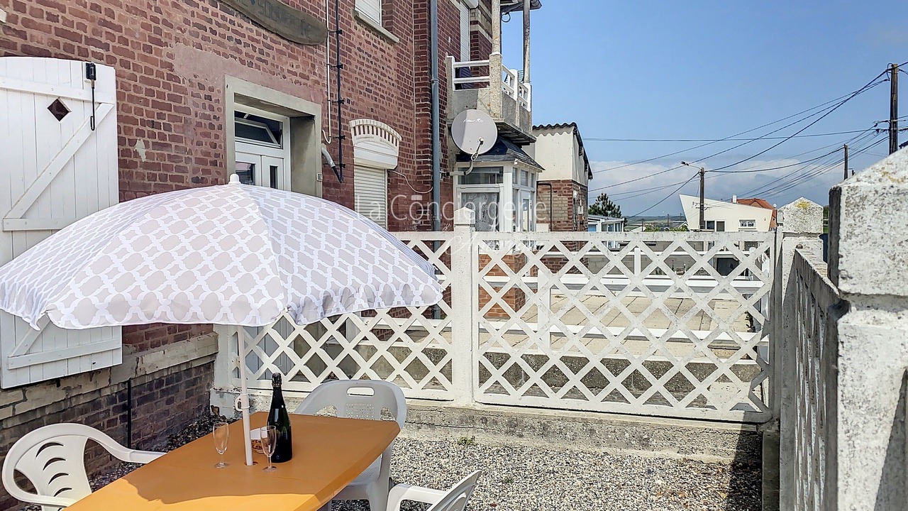 Photo of Outdoor in Woignarue