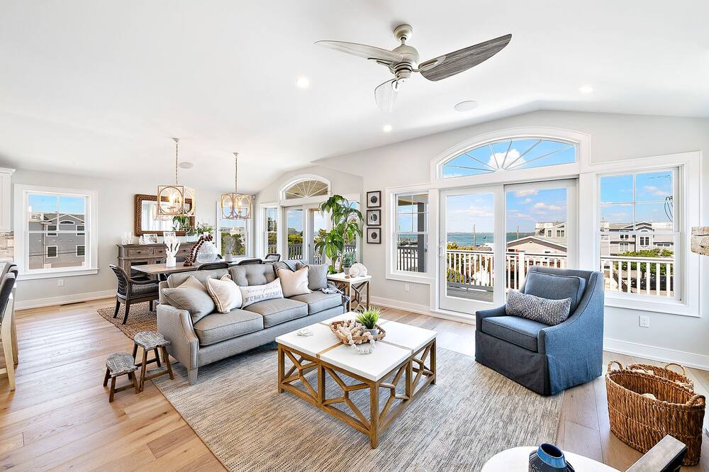 Photo of Livingroom in South Beach Haven