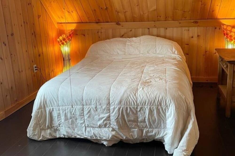 Photo of Bedroom in Lac-des-Plages
