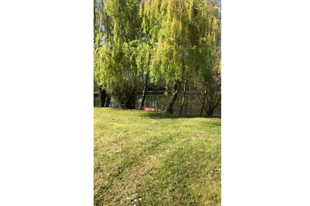 Photo of Others in Les Billaux