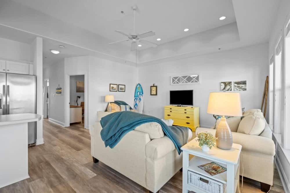 Photo of Livingroom in Indian Beach