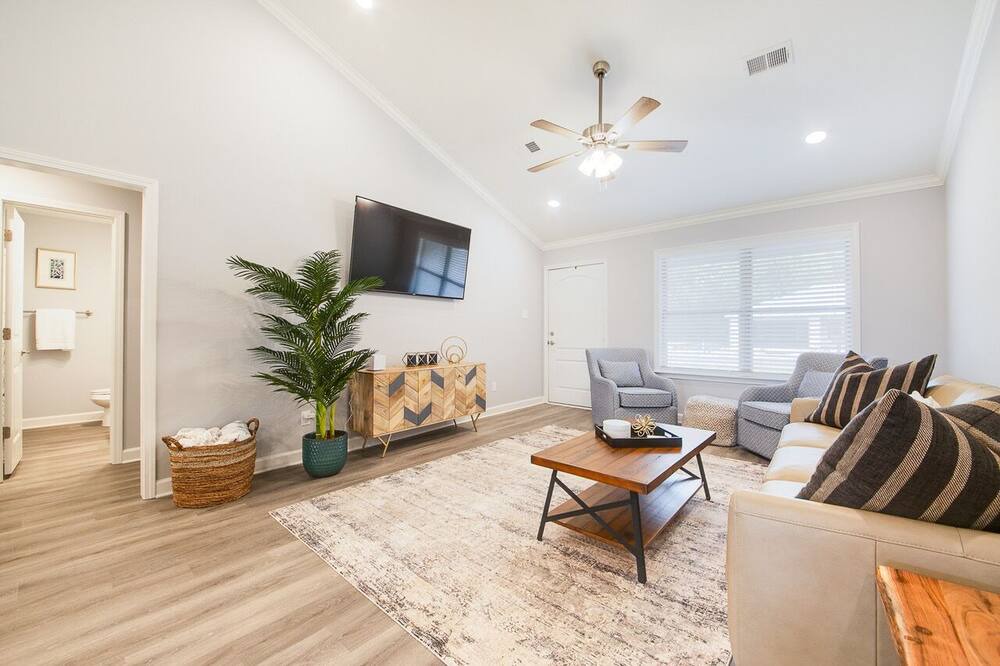 Photo of Livingroom in Ward