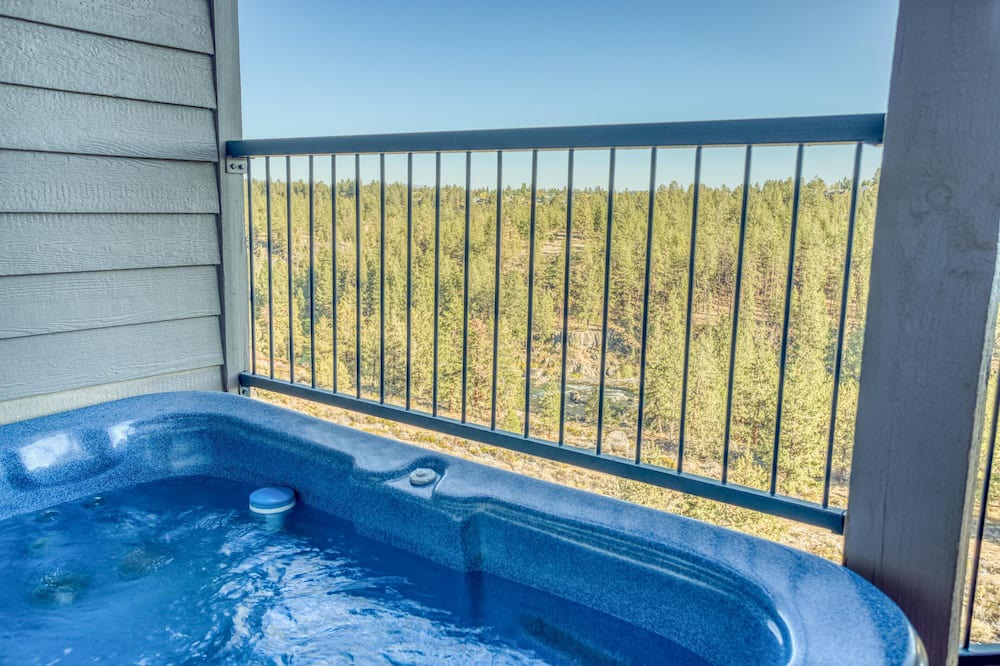 Photo of Outdoor in Century West