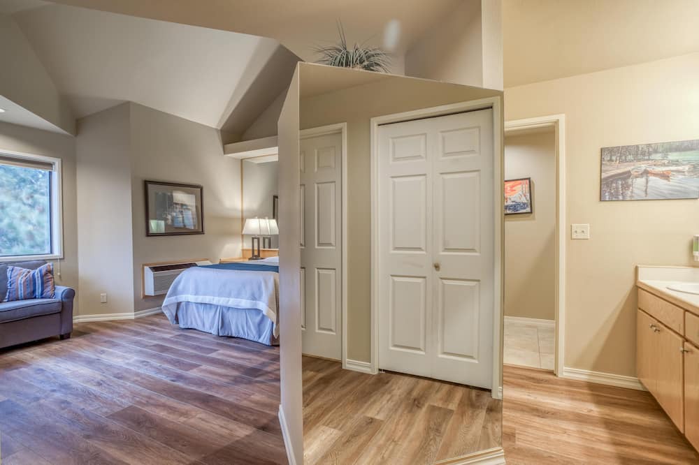 Photo of Others in RiverWild